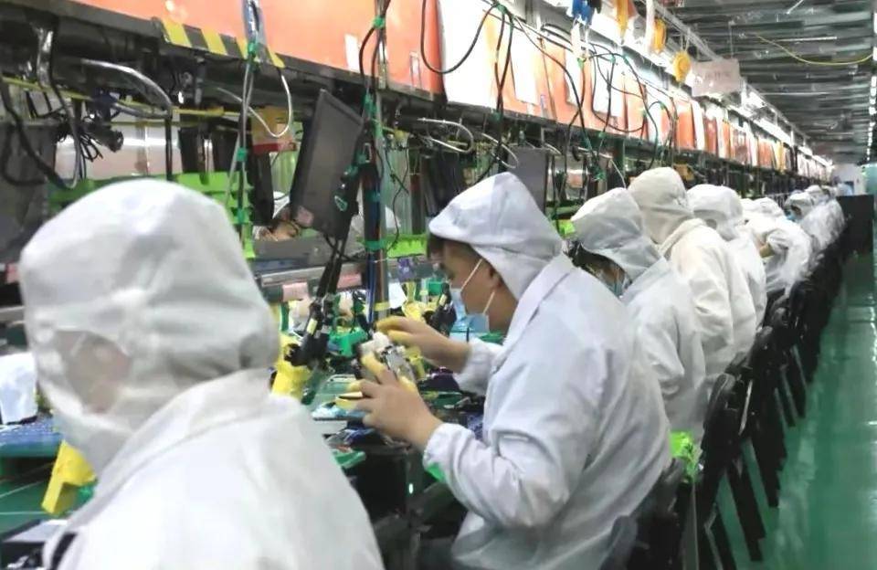 郑州富士康薪资翻倍招新人